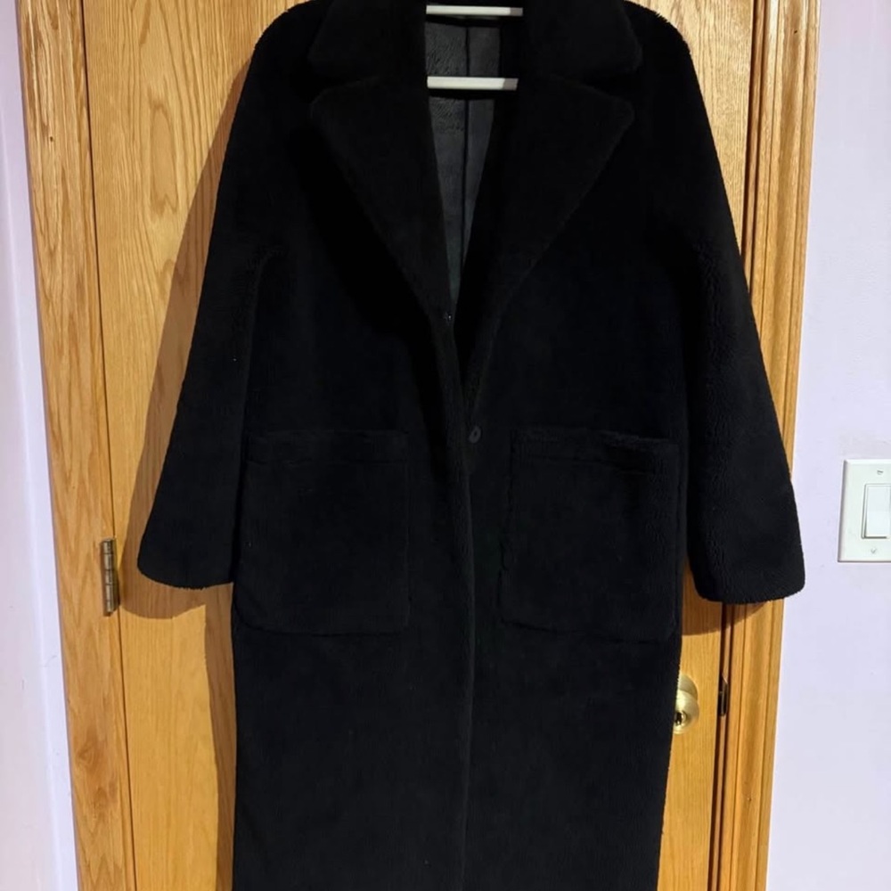 Elegant Black Teddy Coat for Women